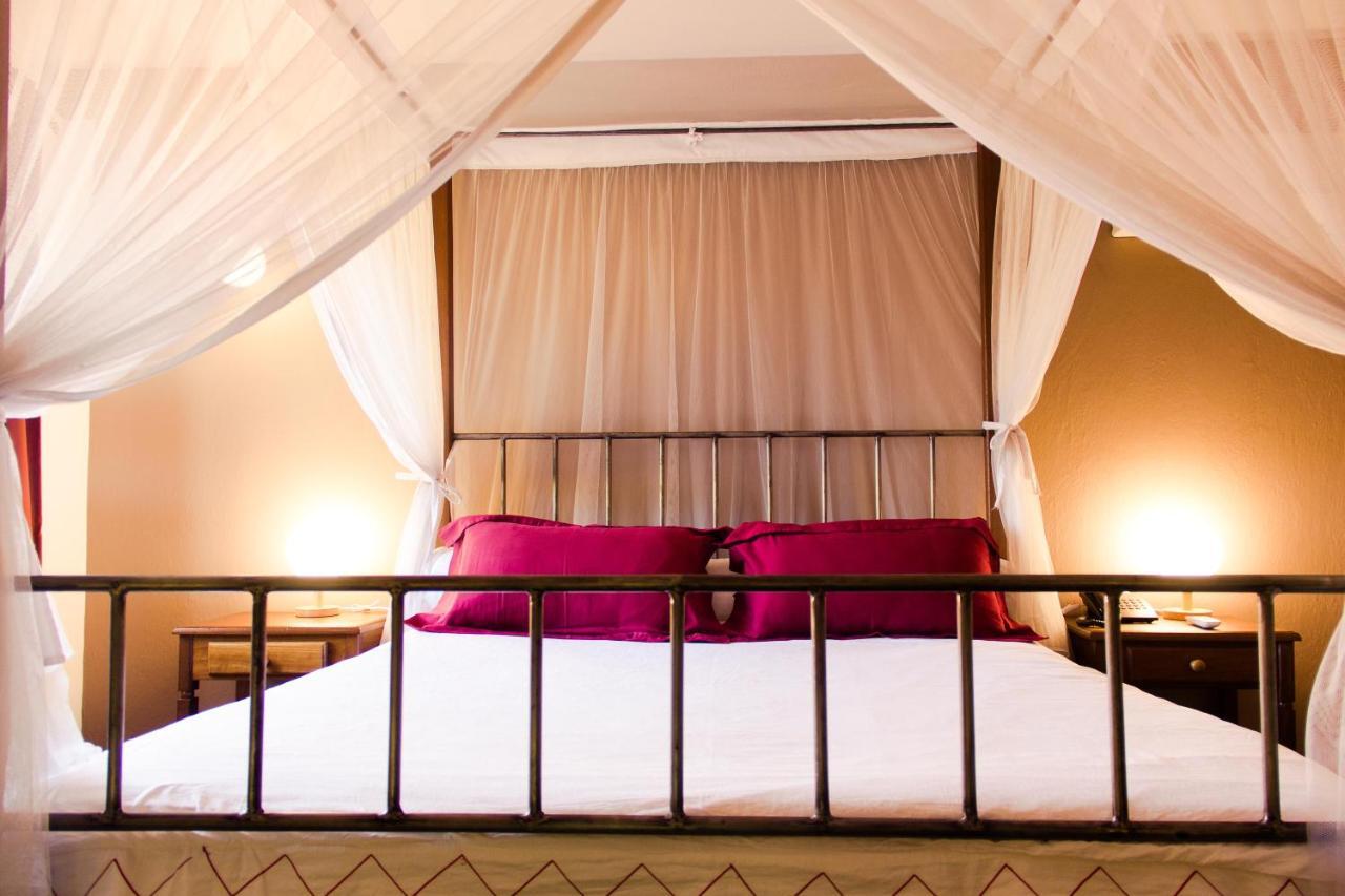 Hotel Bougainviller Kampala Kültér fotó